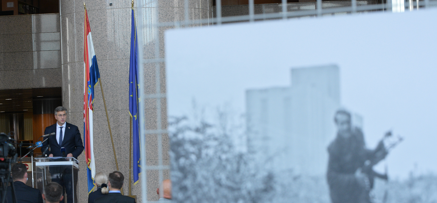 Vukovarska žrtva obvezuje nas na  trajno poštovanje i ulaganje u razvoj. To radimo od prvog dana mandata